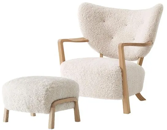 &Tradition Wulff ATD2-nojatuoli lampaannahkaa Moonlight/tammi, sisältää jalkajakkaran ATD3